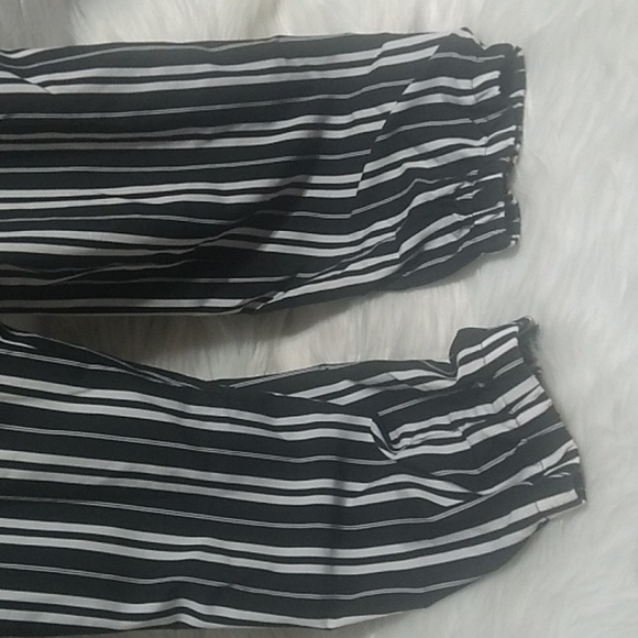 SALE! NWOT FAVLUX Fashion Striped Jumpsuit W Adjustable Waist Band Sz.M (BX36) - Picture 4 of 10